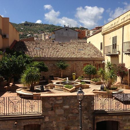 Bed and Breakfast I Colori Dell'Arcobaleno Санто-Стефано-ди-Камастра Экстерьер фото