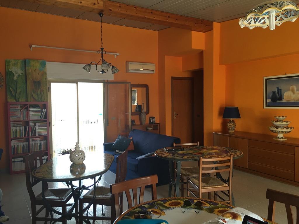 Bed and Breakfast I Colori Dell'Arcobaleno Санто-Стефано-ди-Камастра Экстерьер фото
